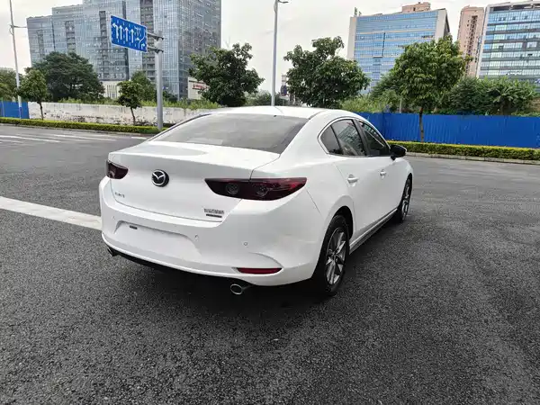 Mazda 3 Axela 2021