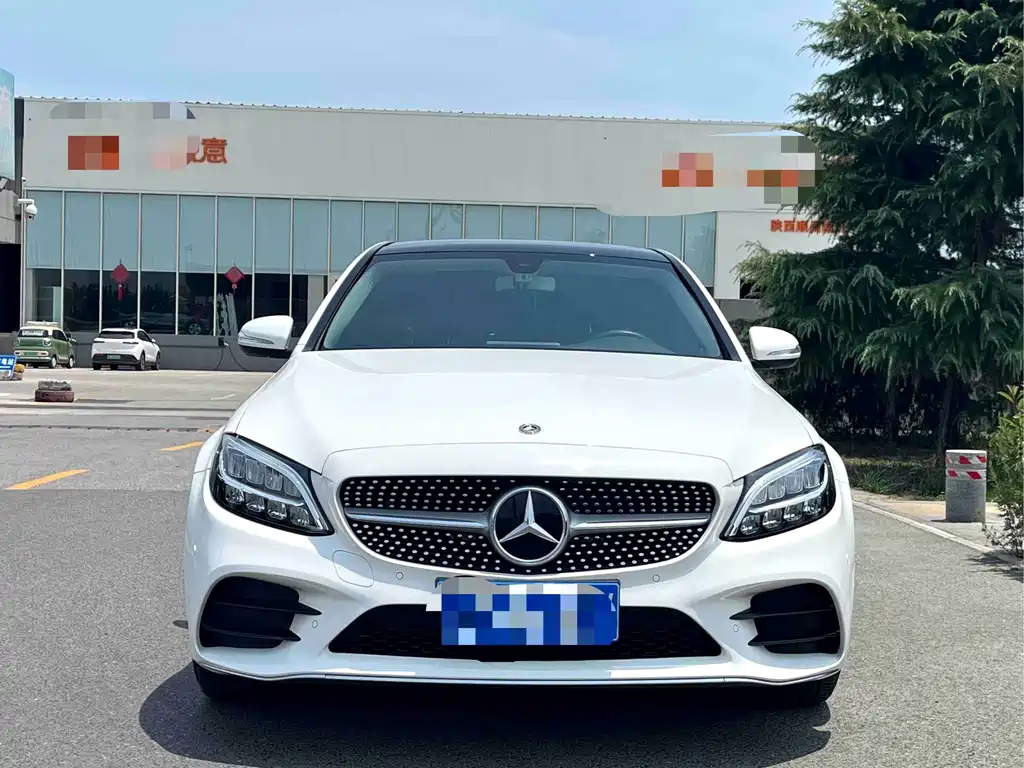 Mercedes-Benz C-Class 2019