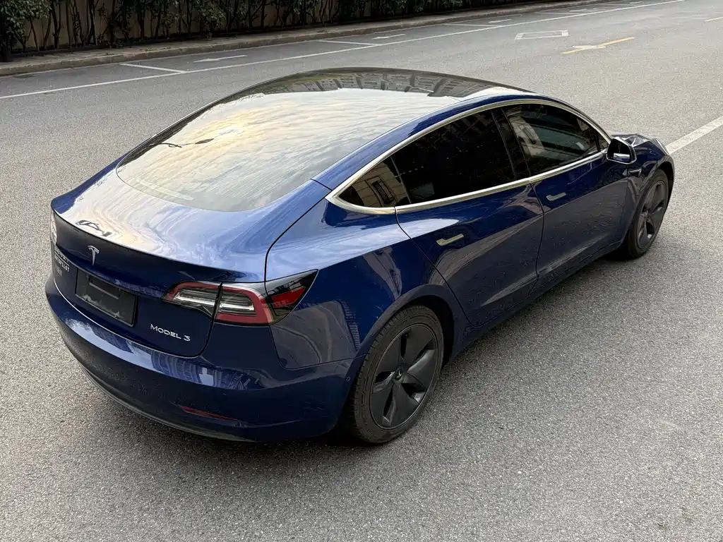 Tesla Model 3 2020 — фото 14