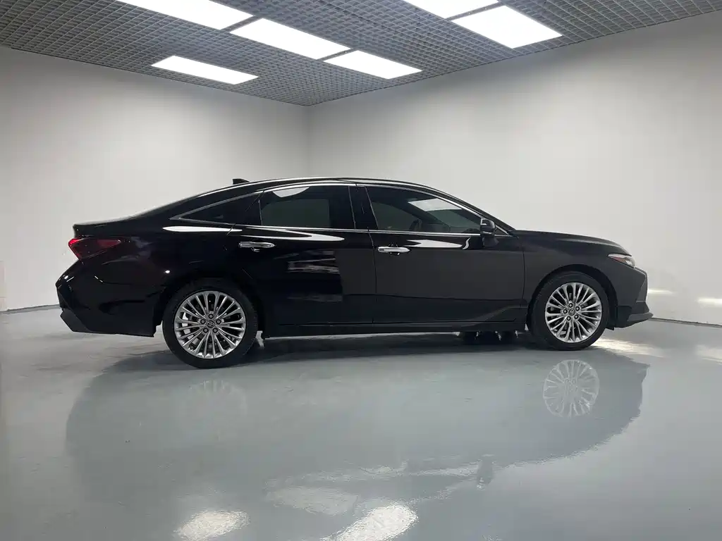 Toyota Avalon 2019 — фото 6