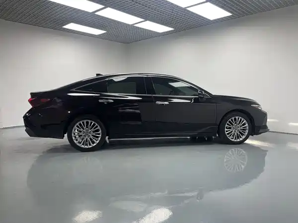 Toyota Avalon 2019