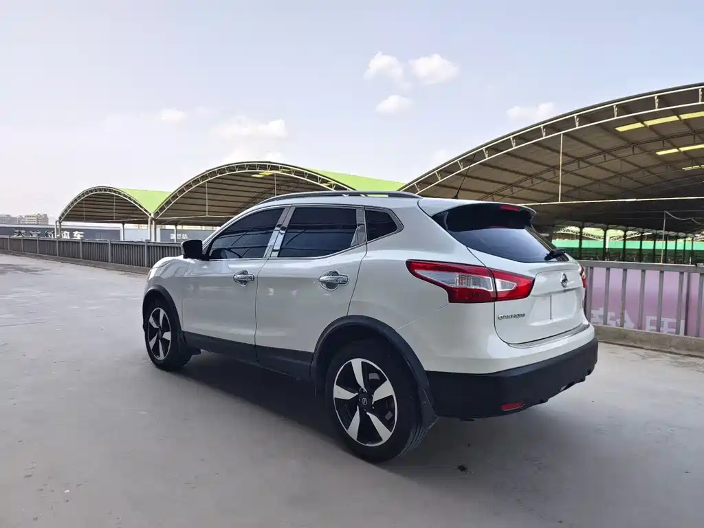 Nissan Qashqai 2017 — фото 4