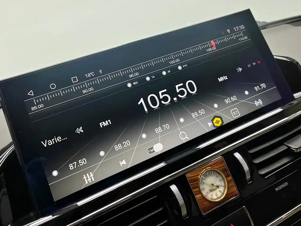 Toyota Land Cruiser 2020 — фото 9