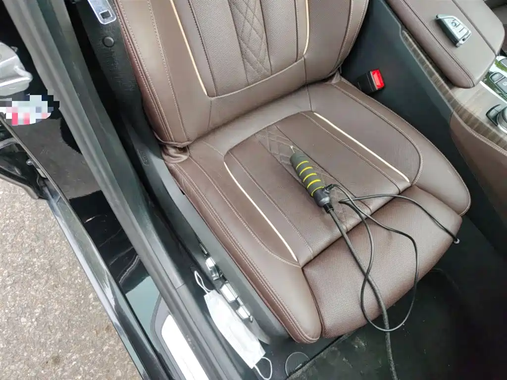 BMW 5 Series New Energy 2020 — фото 25