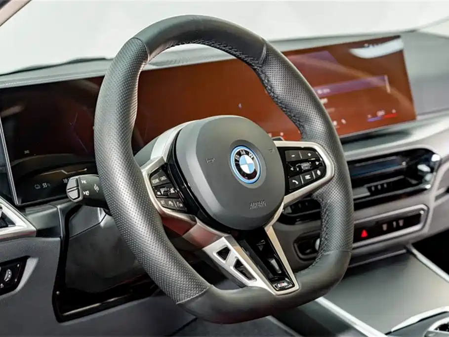 BMW i3 2025 — фото 10