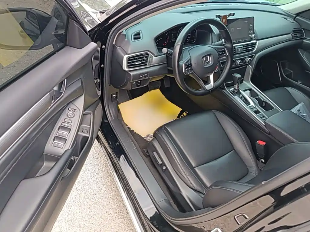 Honda Accord 2021 — фото 16