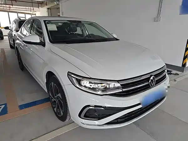 Volkswagen Bora 2024