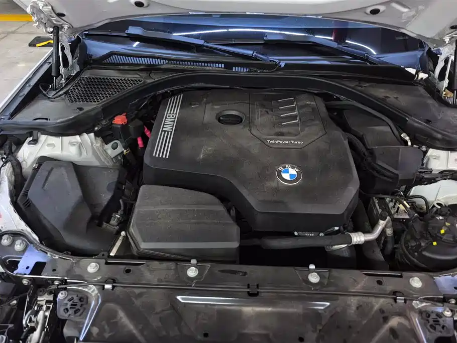 BMW 3 Series 2023 — фото 10