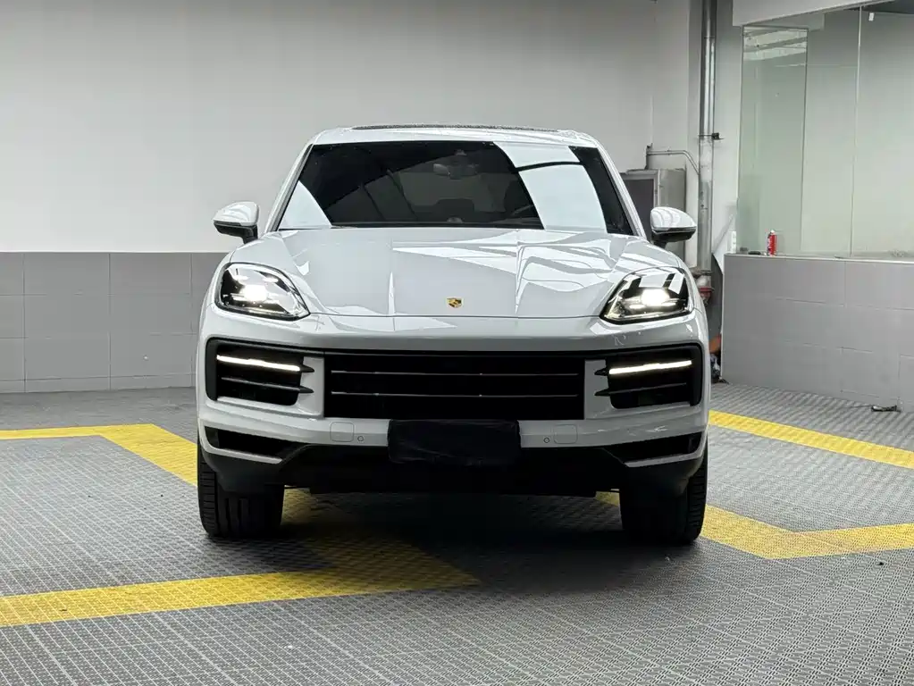 Porsche Cayenne 2024