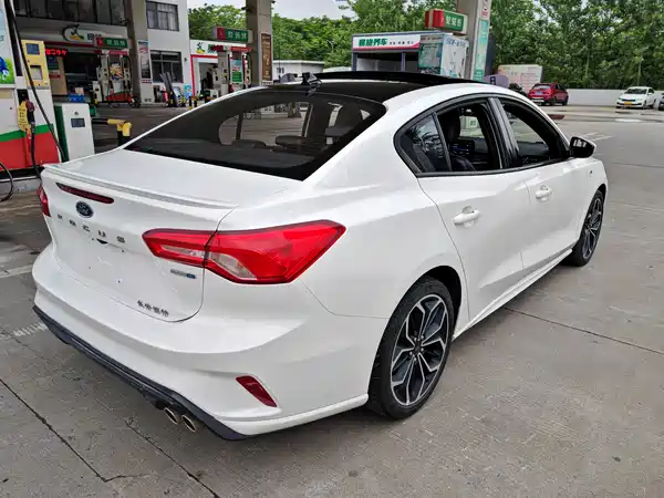 Ford Focus 2021
