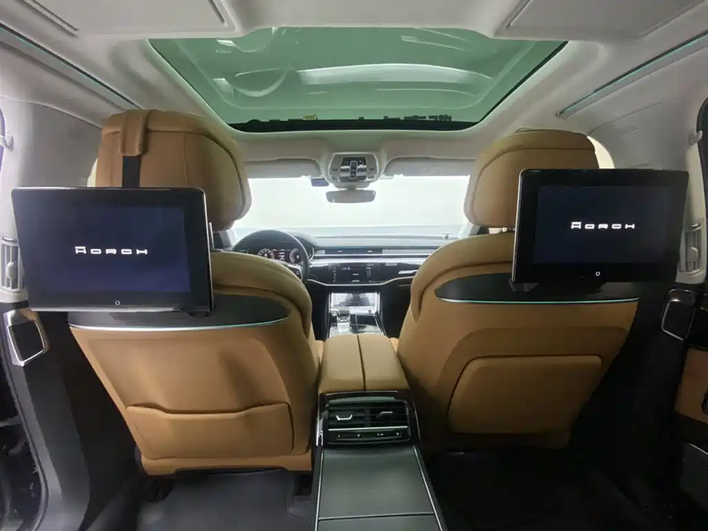 Audi A8 2022 — фото 24