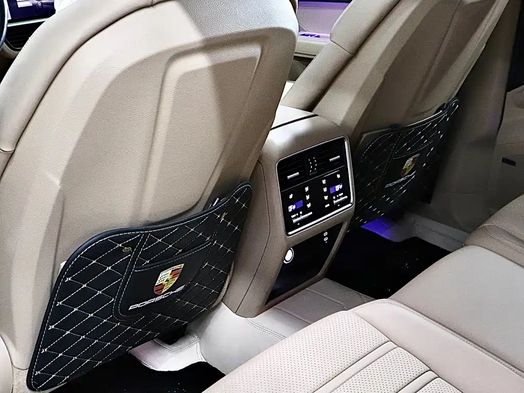 Porsche Cayenne Hybrid 2021 — фото 13