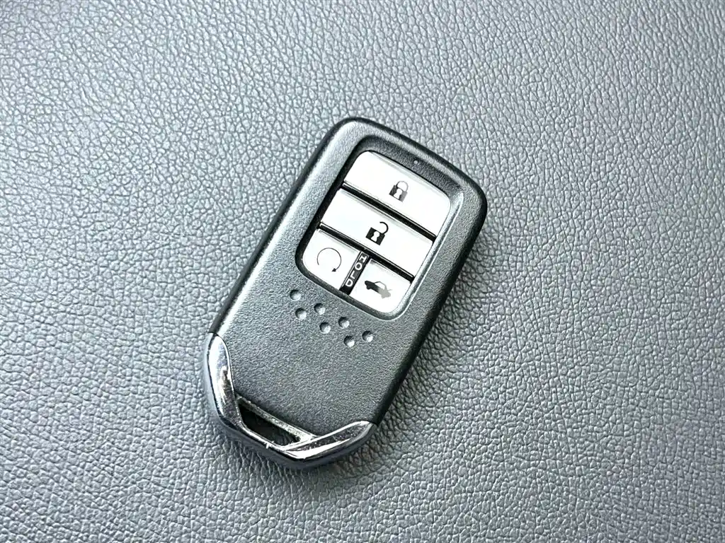 Honda Accord 2022 — фото 11