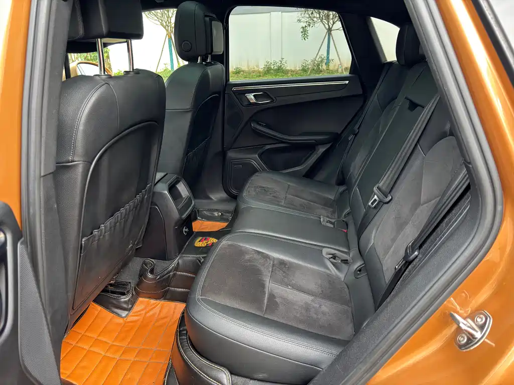 Porsche Macan 2015 — фото 6