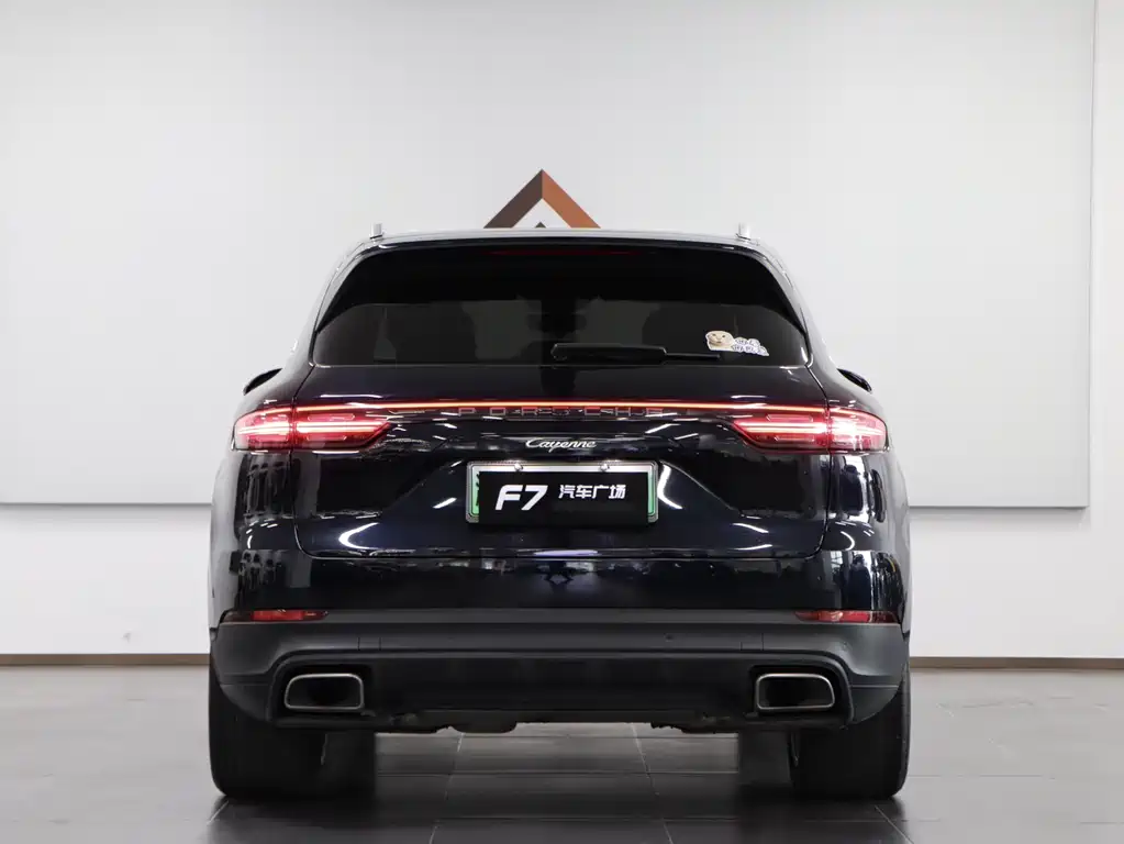 Porsche Cayenne Hybrid 2021 — фото 5