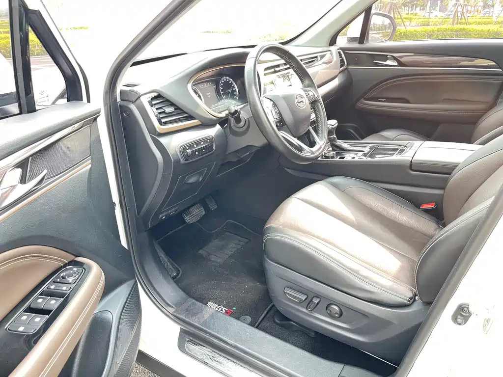 GAC Motor Trumpchi GS5 2019 — фото 4