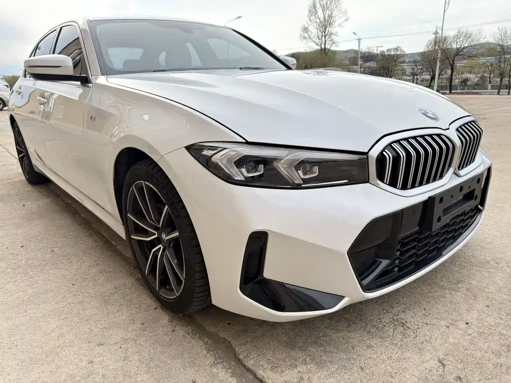 BMW 3 Series 2023