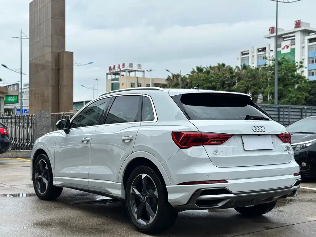 Audi Q3 2022