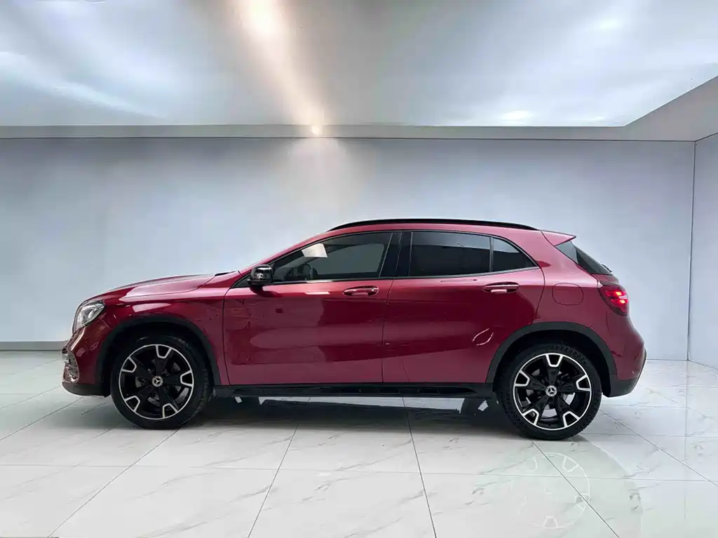 Mercedes-Benz GLA 2018 — фото 3