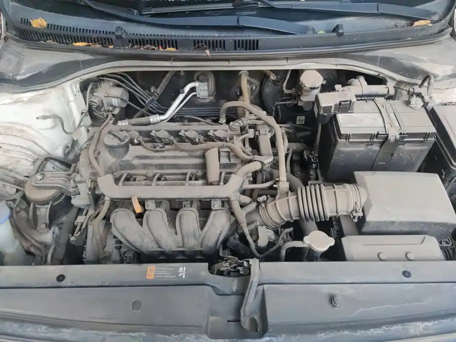 Hyundai Verna 2017 — фото 10