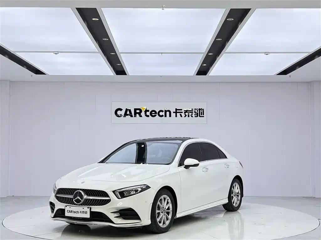 Mercedes-Benz A-Class 2020 — фото 1