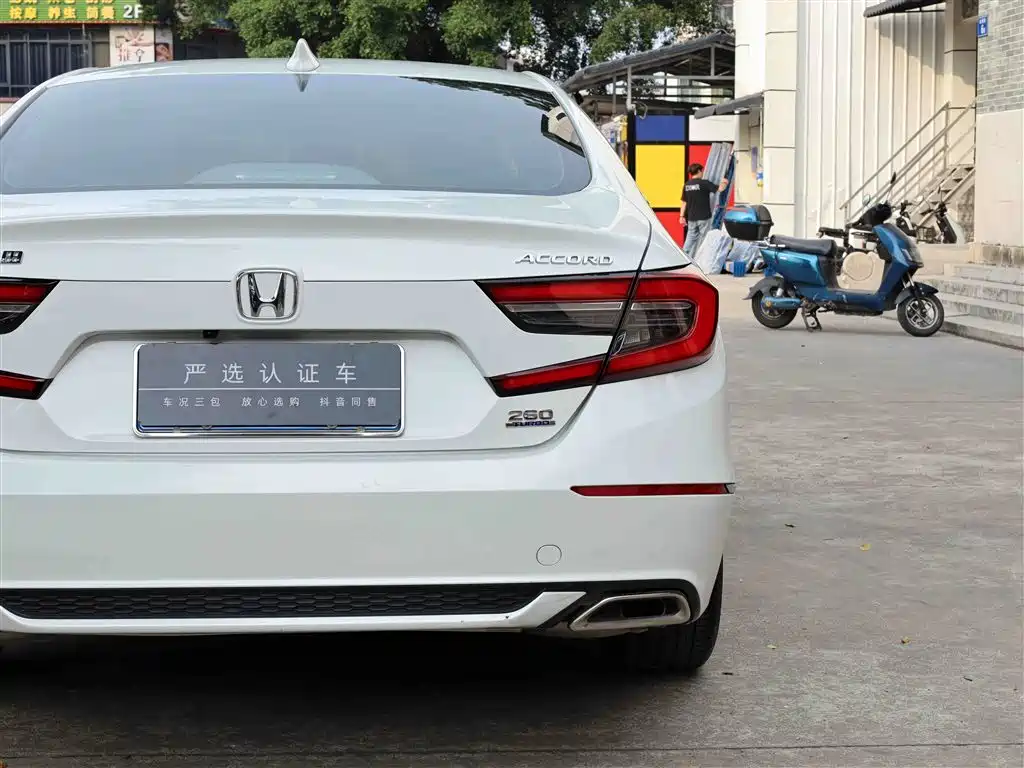 Honda Accord 2023 — фото 24