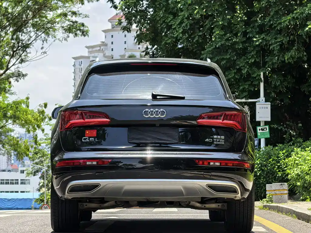 Audi Q5L 2021 — фото 5
