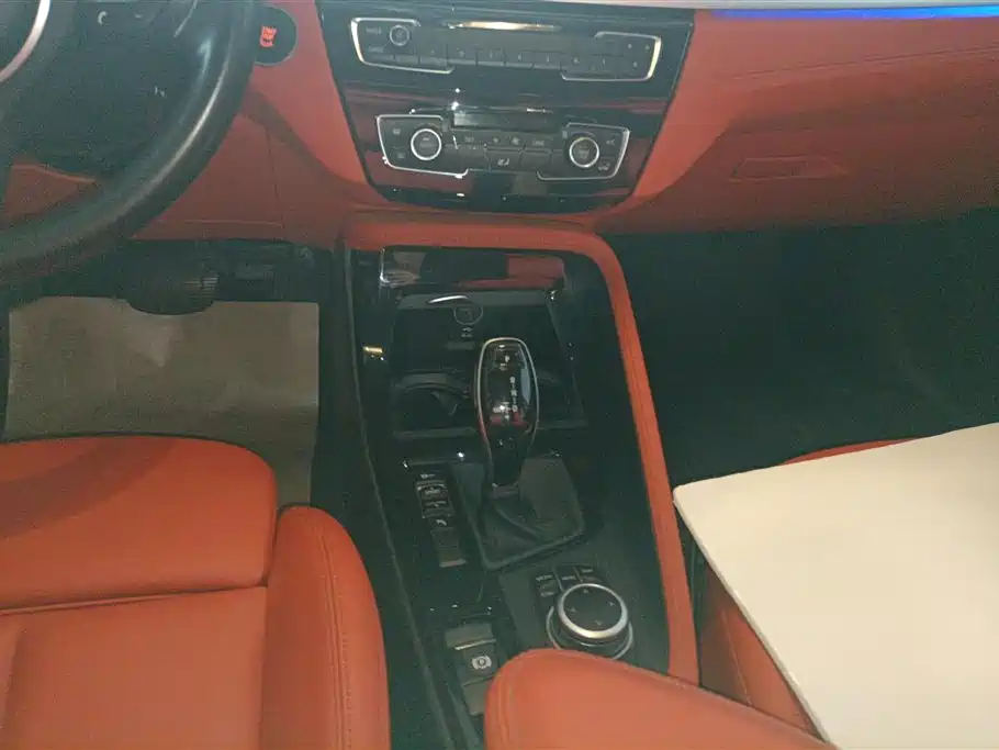BMW X2 2022 — фото 16