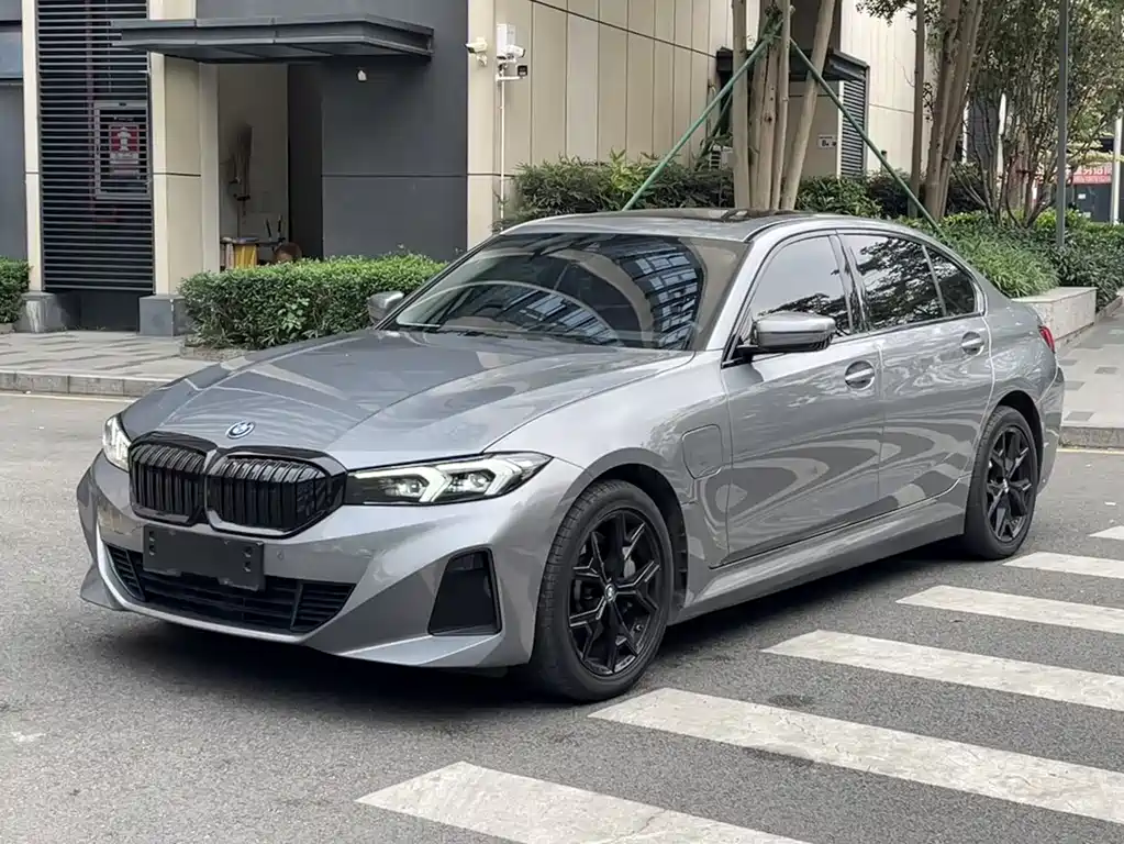 BMW i3 2023 — фото 1