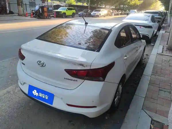 Hyundai Verna 2017
