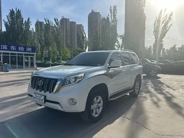Toyota Prado 2016