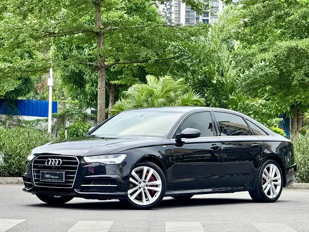 Audi A6L 2018 — фото 1