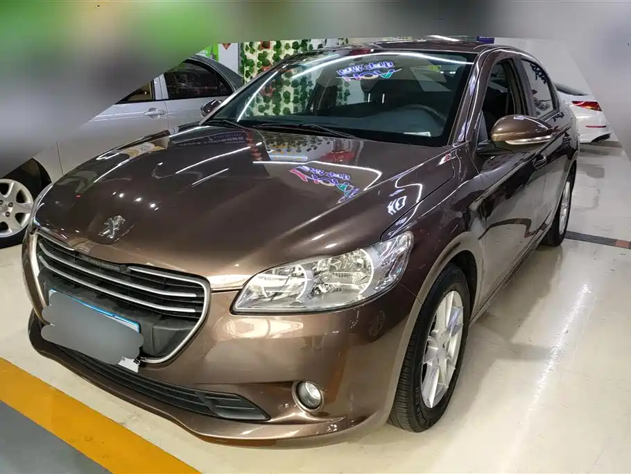 Peugeot 301 2013