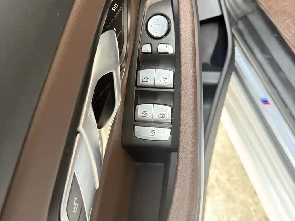 BMW 3 Series 2023