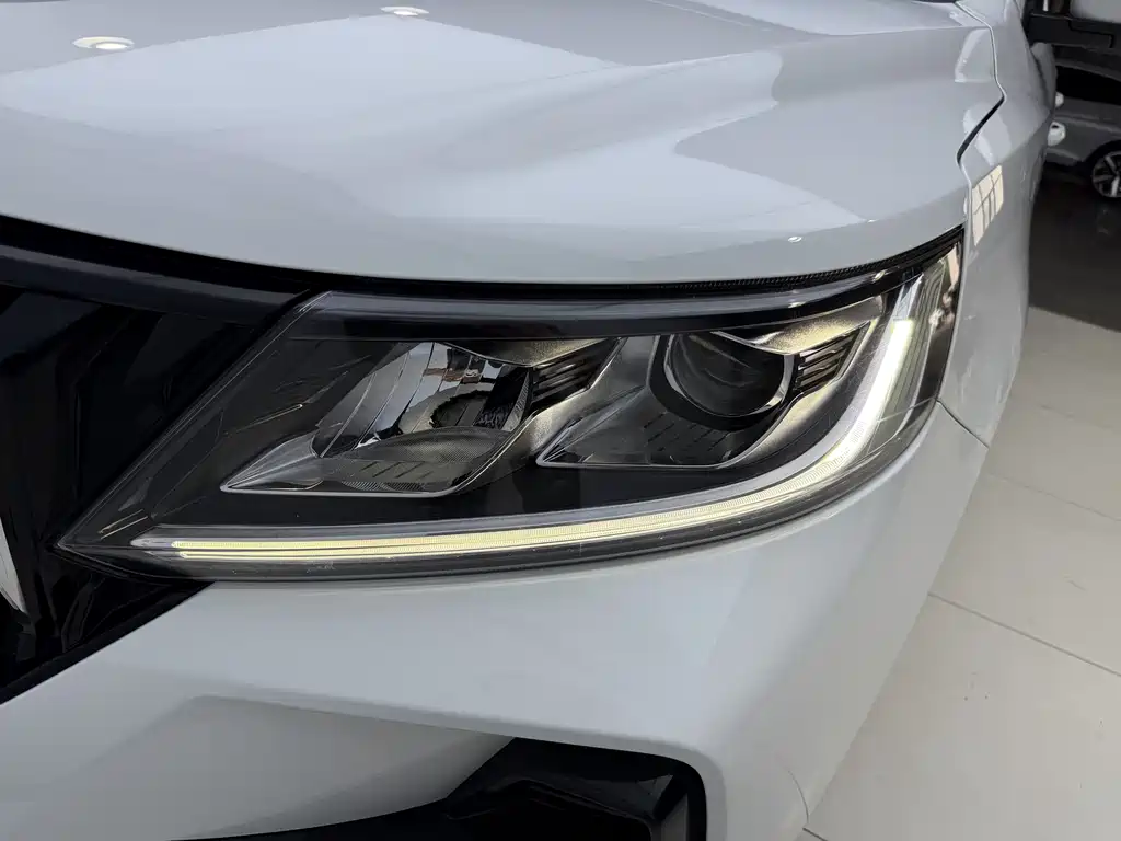 Geely Vision X6 2023