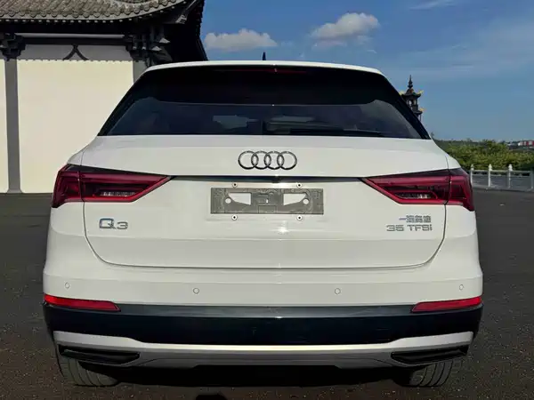 Audi Q3 2021