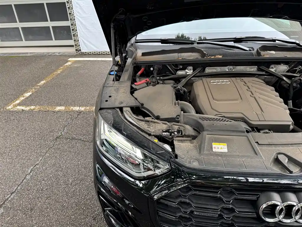 Audi Q5L 2025