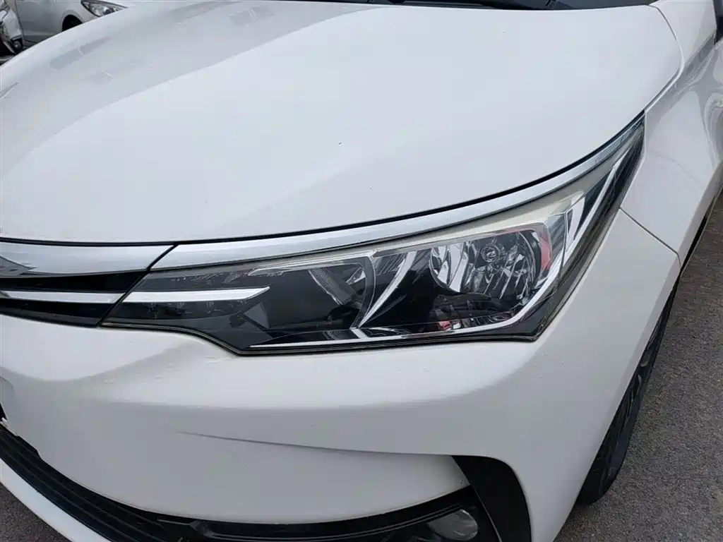 Toyota Corolla 2019 — фото 24