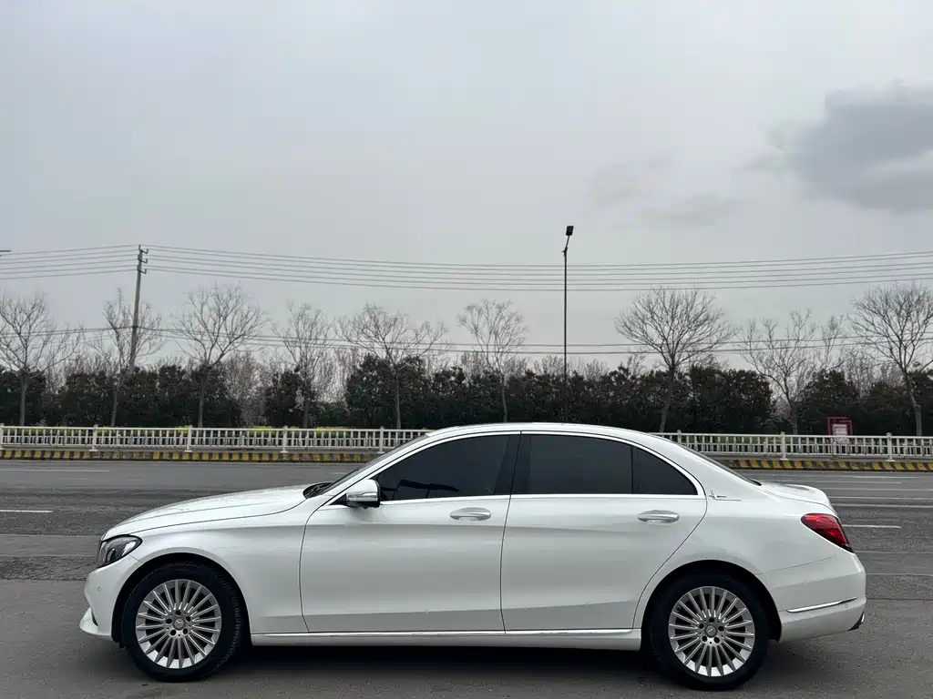 Mercedes-Benz C-Class 2016 — фото 2