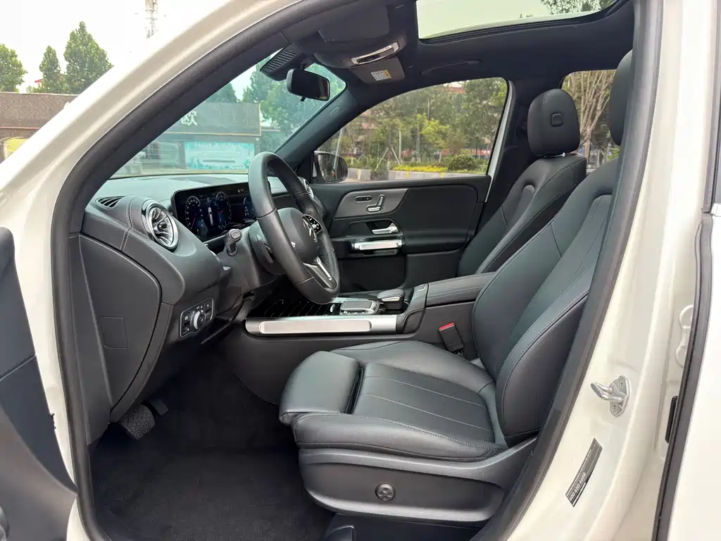 Mercedes-Benz GLB 2022