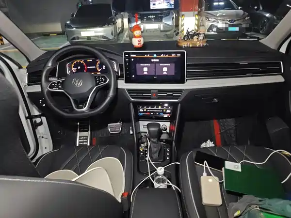Volkswagen Tiguan L 2023