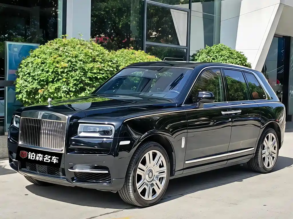 Rolls-Royce Cullinan 2019 — фото 1