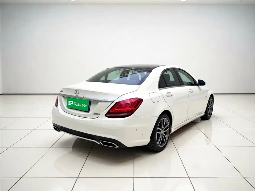 Mercedes-Benz C-Class 2019