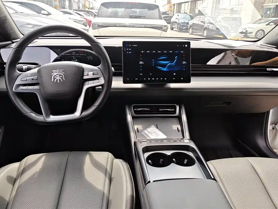 BYD Qin L 2025 — фото 12