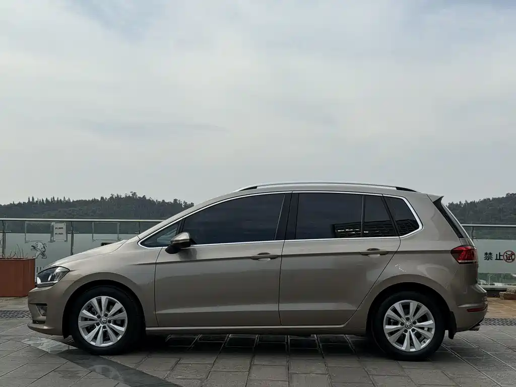 Volkswagen Golf Sportsvan 2017 — фото 8