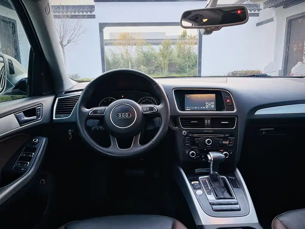 Audi Q5 2018 — фото 9