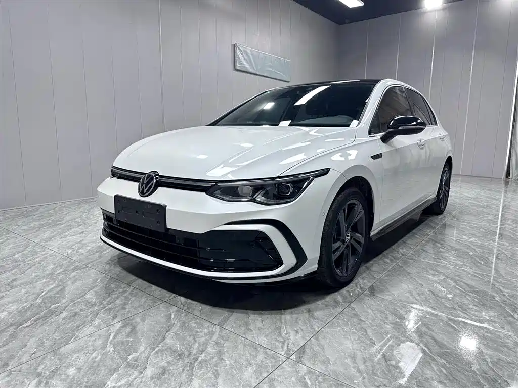 Volkswagen Golf 2022