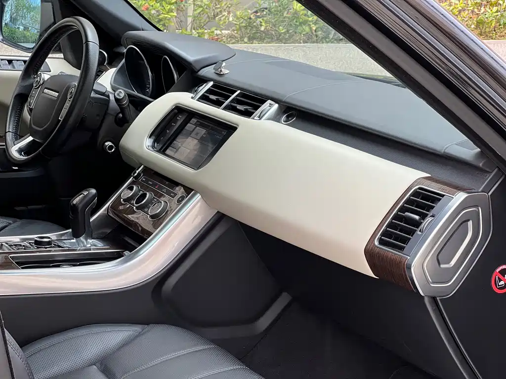 Land Rover Sport 2015 — фото 10