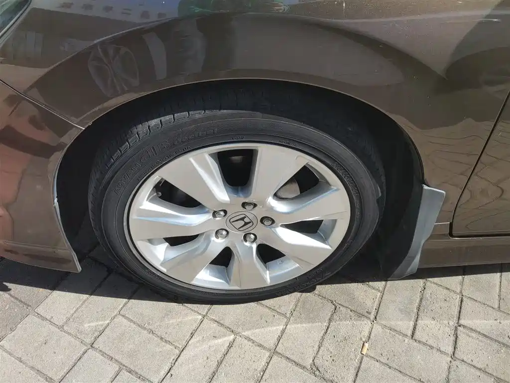 Honda Jade 2016 — фото 23