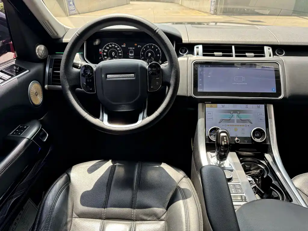 Land Rover Sport 2017 — фото 12